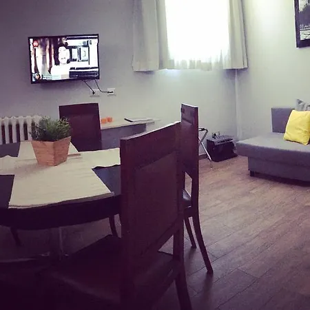 卡若卡拉租赁旅馆